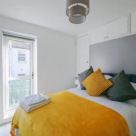 The Monopoly Breeze House - Your Dream Getaway With Wet Room In The Heart Of Brighton Exterior photo